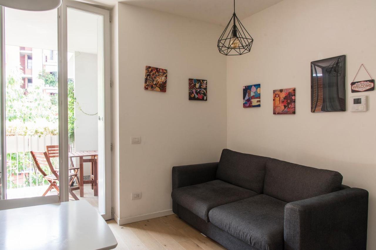 Youhosty - Monviso 32 Apartment Milan Exterior photo